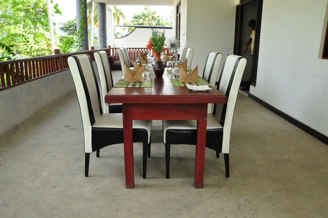 Wh Beach Resort Weligama Esterno foto