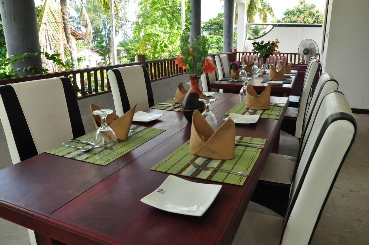 Wh Beach Resort Weligama Esterno foto