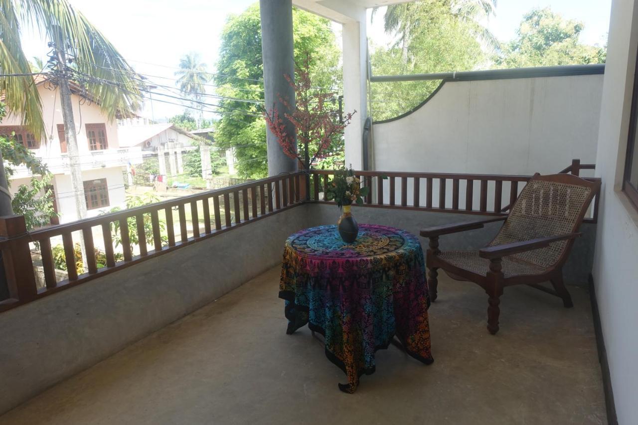 Wh Beach Resort Weligama Esterno foto