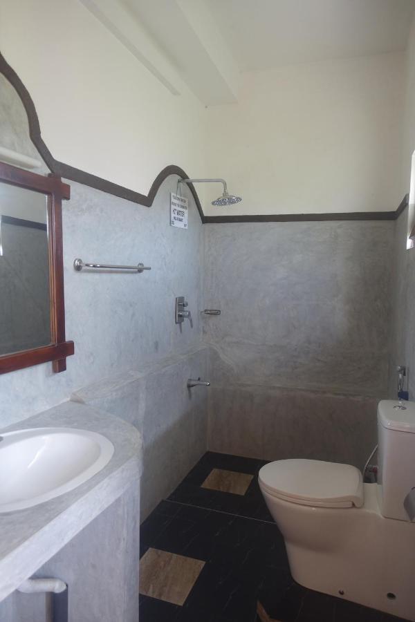 Wh Beach Resort Weligama Esterno foto