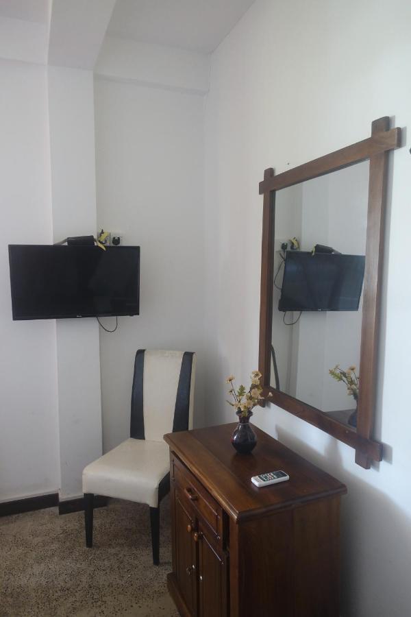 Wh Beach Resort Weligama Esterno foto